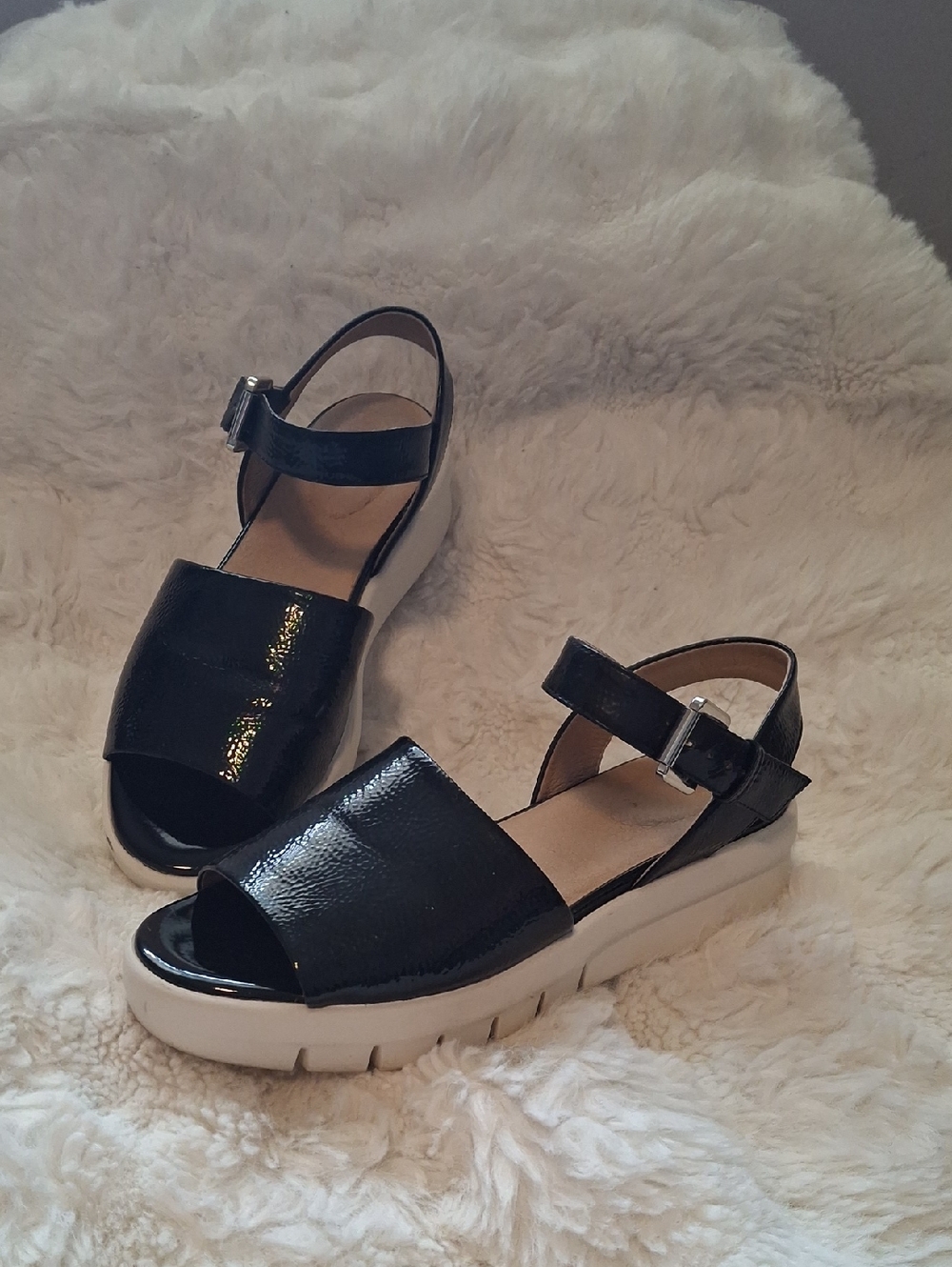 GEOX Respira Black Patent Leather Platform Sandals - Size 36 / US 6